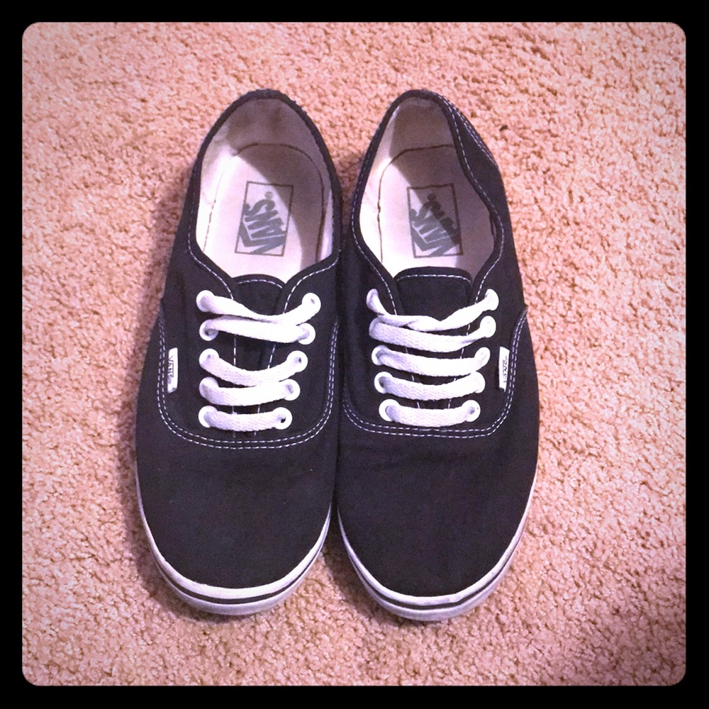 Black Vans Shoes